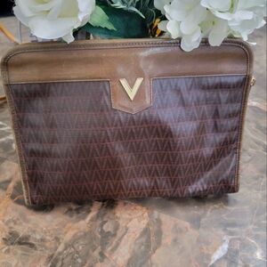 MARIO VALENTINO Authentic Toiletries Cosmetic Pouch